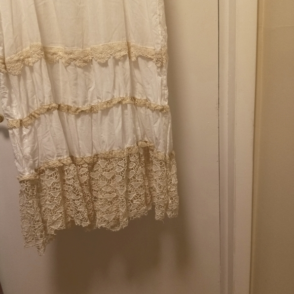 White Lace Cutout Embroidered Sleeveless Maxi Dress w/ Tassels made in Italy - Picture 13 of 14